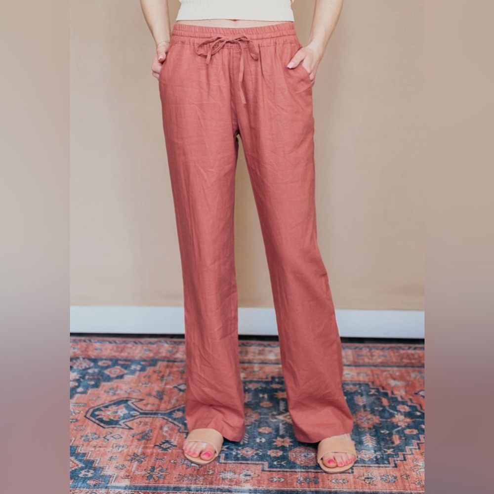 Linen pants. New condition. See picture for more details.
